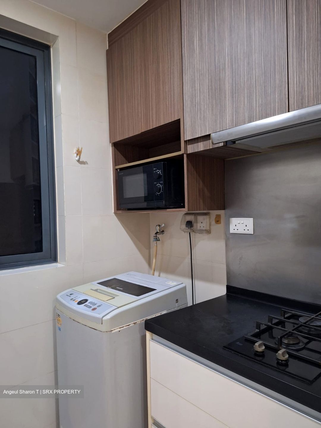 The Palette (D18), Condominium #437704331